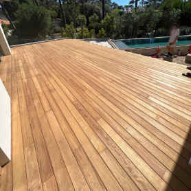 Lames de terrasse en Iroko